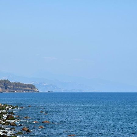 Riviera Degli Eucalipti - Cottage In Riva Al Mare Acireale Ngoại thất bức ảnh